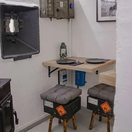Luxury tent Vojensky Bunker